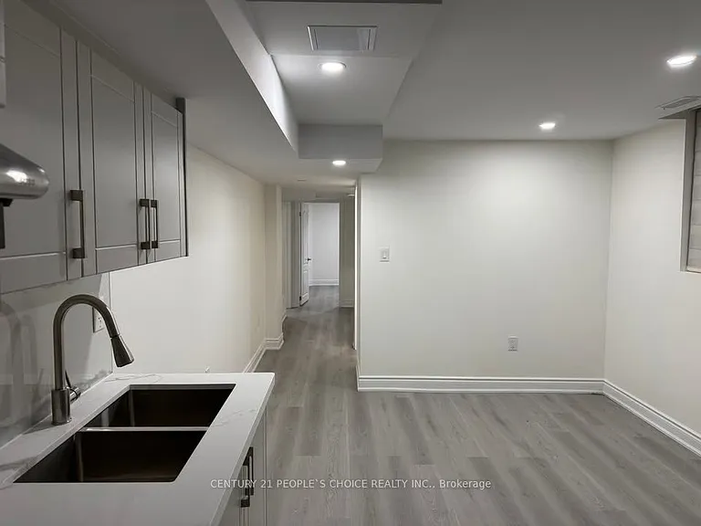 56 Florette Pl — Photo 2