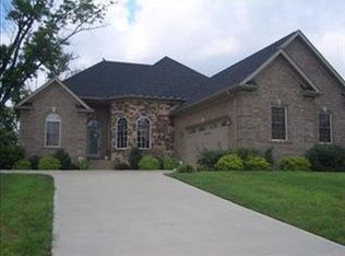 4013 Crestwood Dr, Floyds Knobs, IN 47119