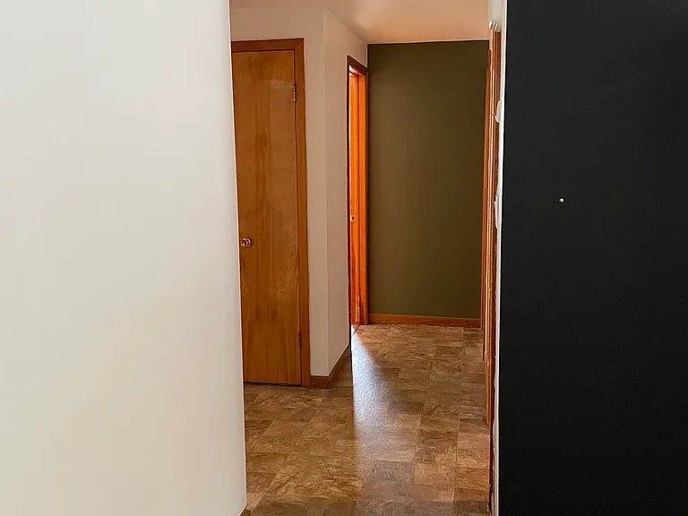 77 Elmhurst Pl #LOWER — Photo 1