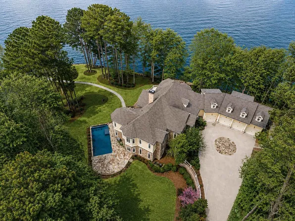 1080 Prosperity Pointe, Greensboro, GA 30642
