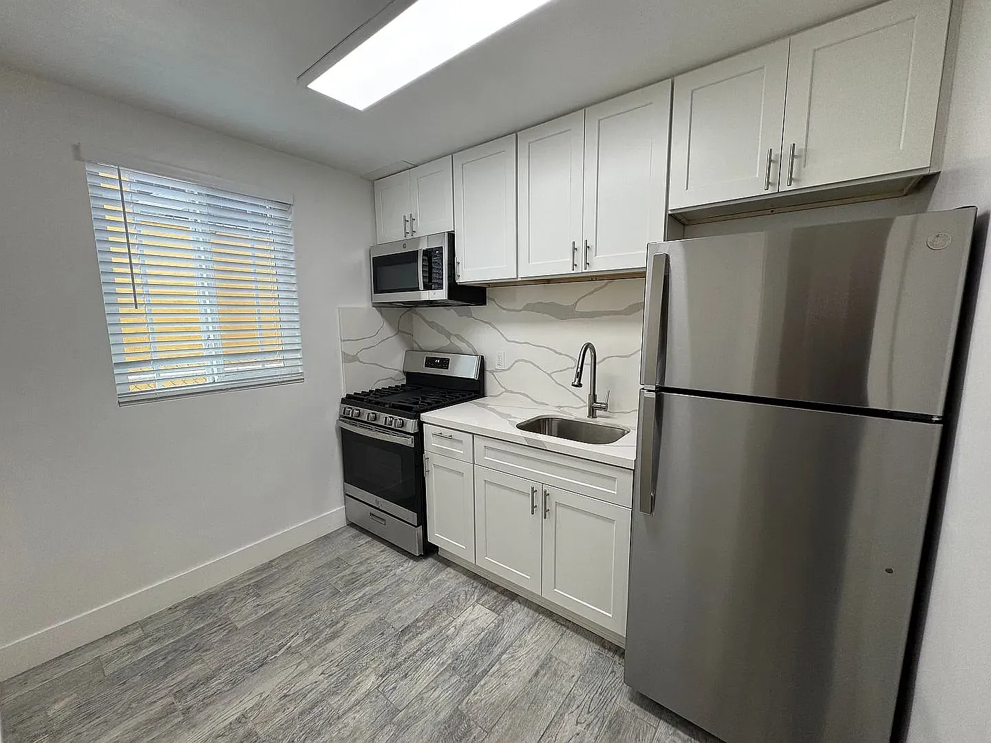 Studio, $1,395 — Photo 1