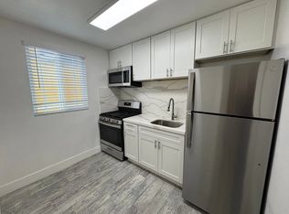 611 W Imperial Hwy, Los Angeles, CA 90044