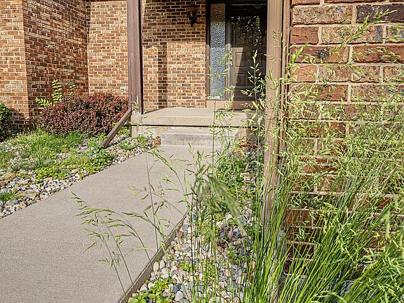 5th image of 4485 Comanche Dr