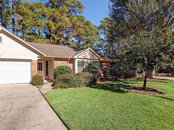 3rd image of 12 Fairmeade Bend Dr