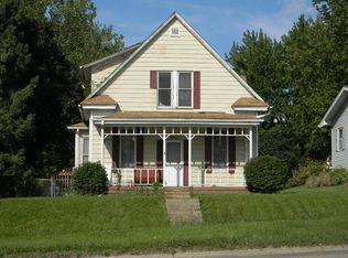 809 S Market St, Oskaloosa, IA 52577