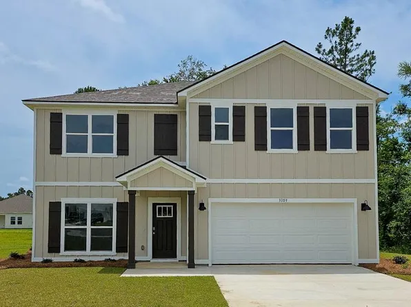 3109 Darbyshire Cir, Hahira, GA 31632