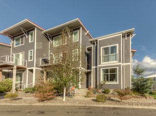 288 29th St, Astoria, OR 97103