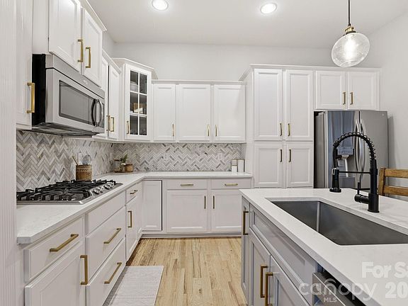 4th image of 8636 Sagekirk Ct