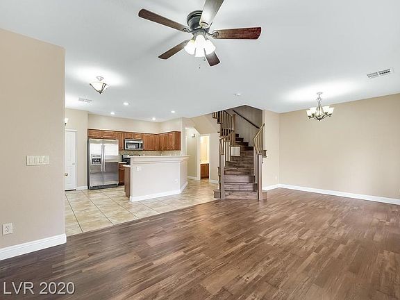 5th image of 10653 Petricola St Unit 102