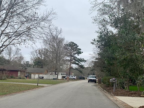 4th image of 1728 Morningside Dr