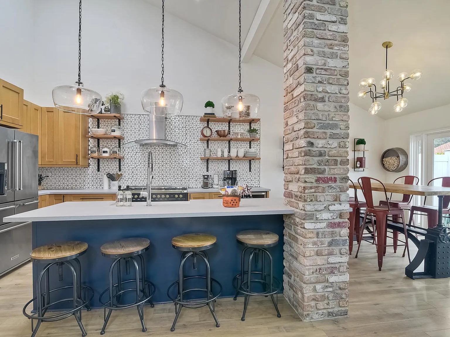 6761 Camino Del Prado — Photo 3