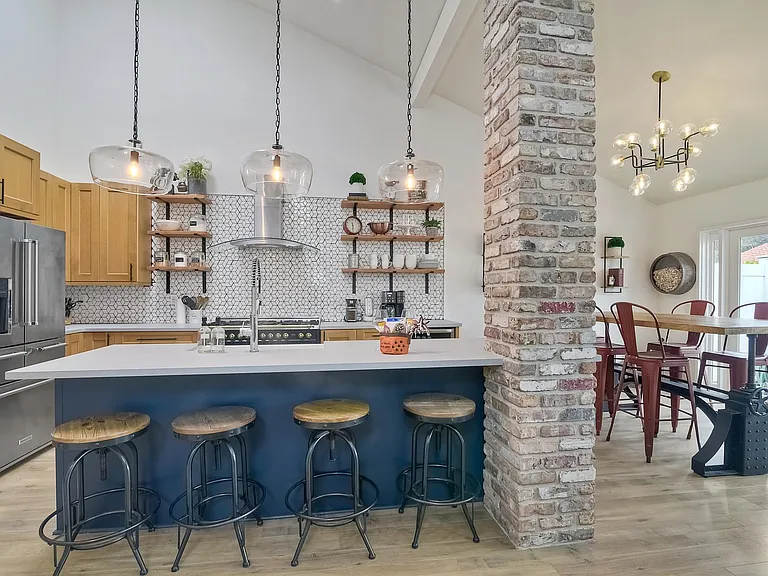6761 Camino Del Prado — Photo 3