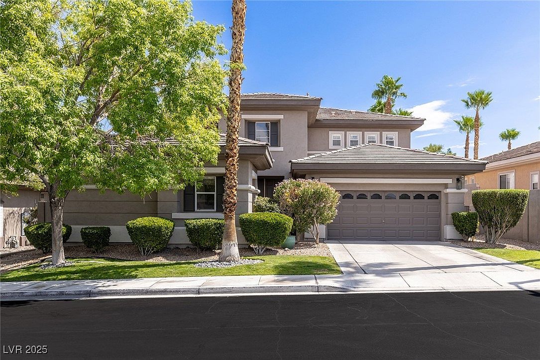 700 Pinnacle Heights Ln