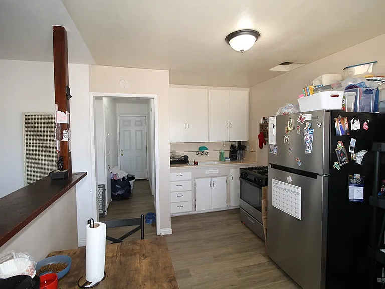1360 Nancy St #B — Photo 4