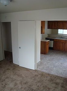 4th image of 4057 W 130th St APT 4