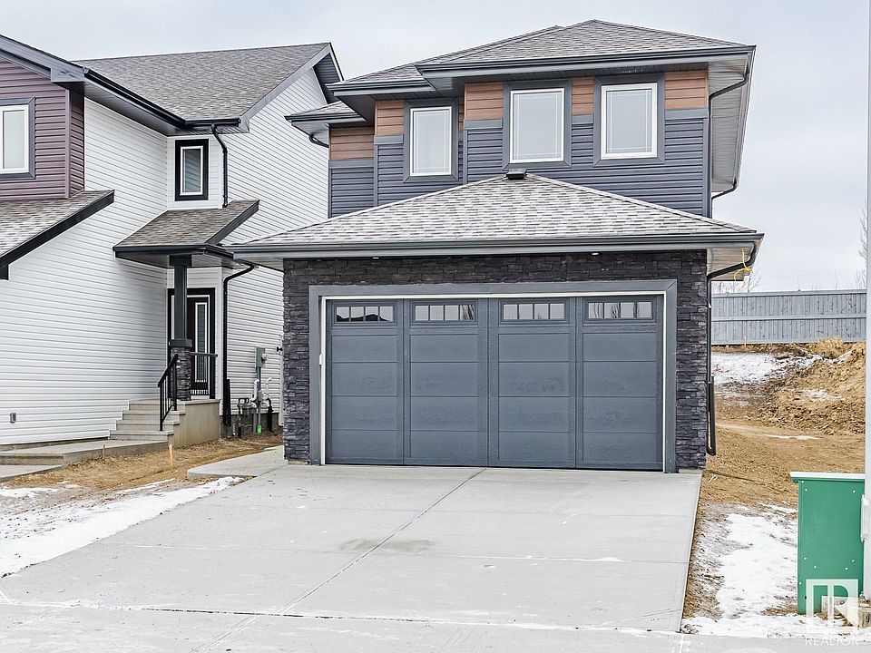1st image of 61 Silverstone Dr