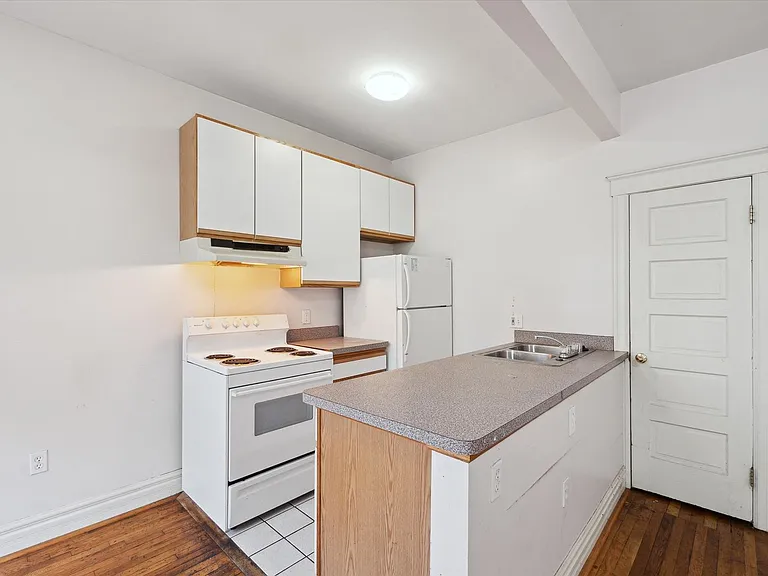 626 E. Ferry - FDR — Photo 10
