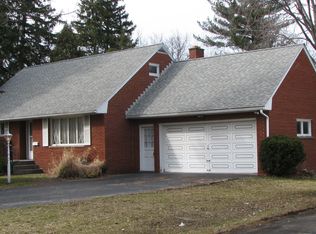 216 Akron St, Lockport, NY 14094