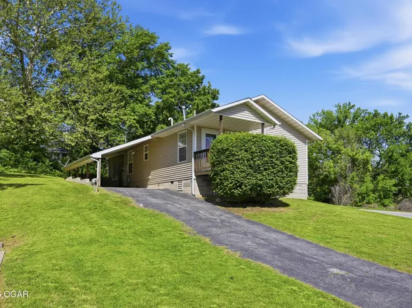 104 S Elm St, Granby, MO 64844