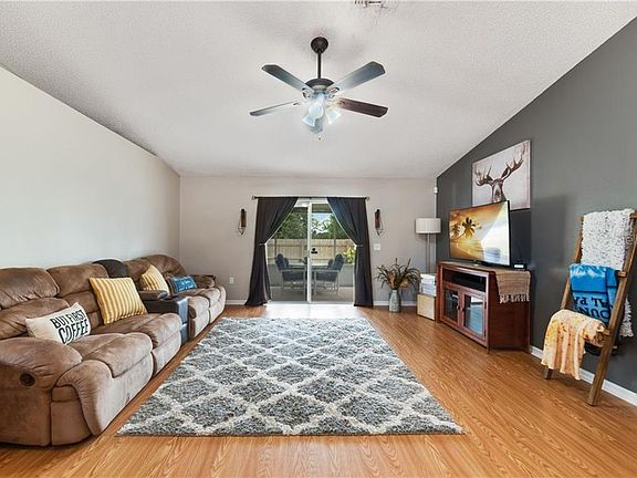 4th image of 5210 Silver Thistle Ln
