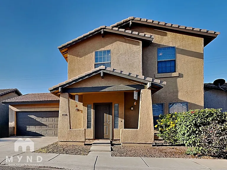 3745 W Medlock Dr — Photo 1
