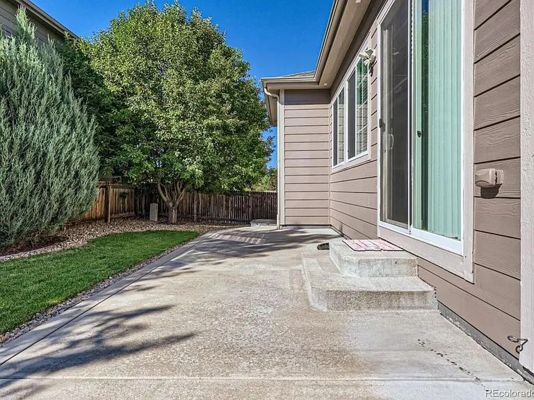7673 S Joplin Ct — Photo 16