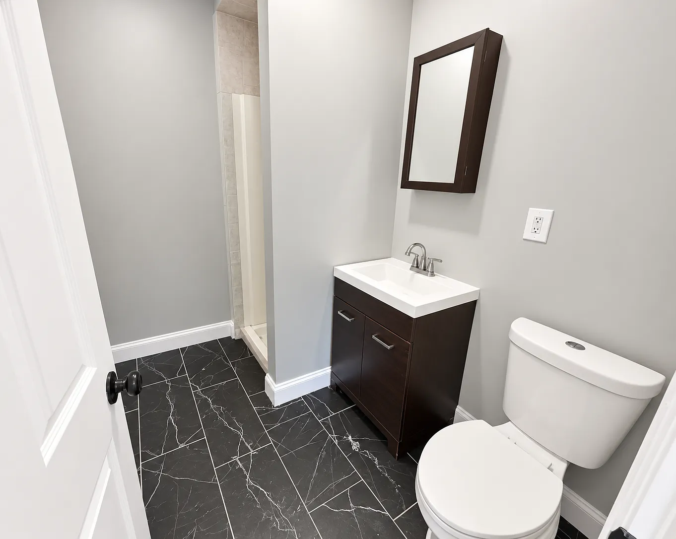 4 bed, 1350 sqft, $2,195 — Photo 3