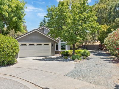 890 Supreme Ct, Auburn, CA, 95603
