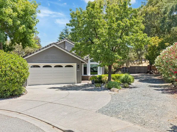 890 Supreme Ct, Auburn, CA 95603