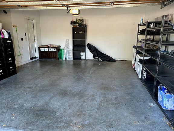 Large Garage with tesla charger