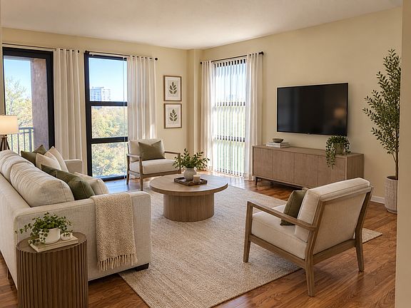3rd image of 2921 S Michigan Ave APT 517