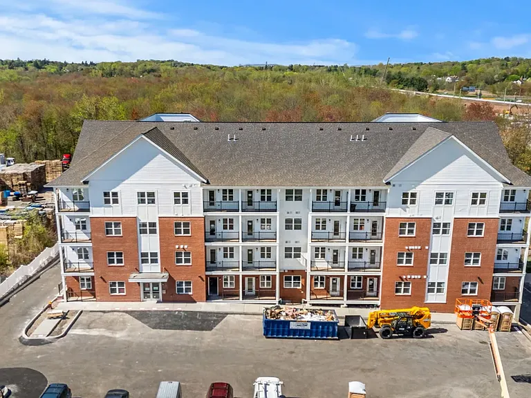 Pomeroy Apartments — Photo 13