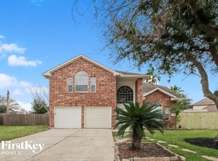 7930 Sundance Ct, Baytown, TX 77521
