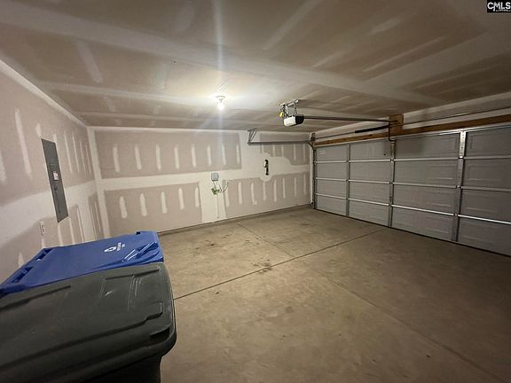 3rd image of 417 Eclipse Ln