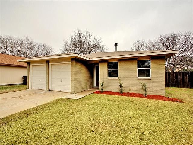 1st image of 1402 E Mesa Park Dr