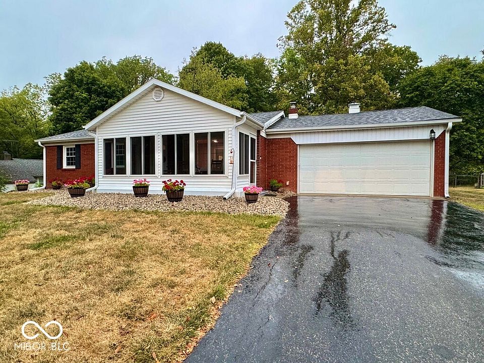 1st image of 708 N Fairoaks Dr