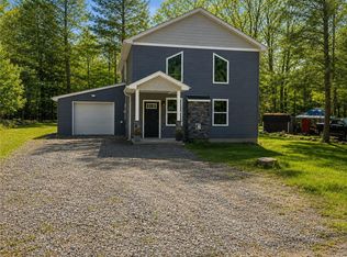 1073 Westside Dr, Newfoundland, PA 18445