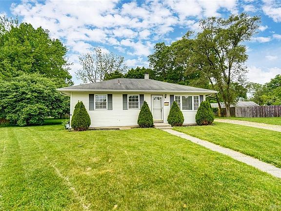 2nd image of 513 Scott Cir