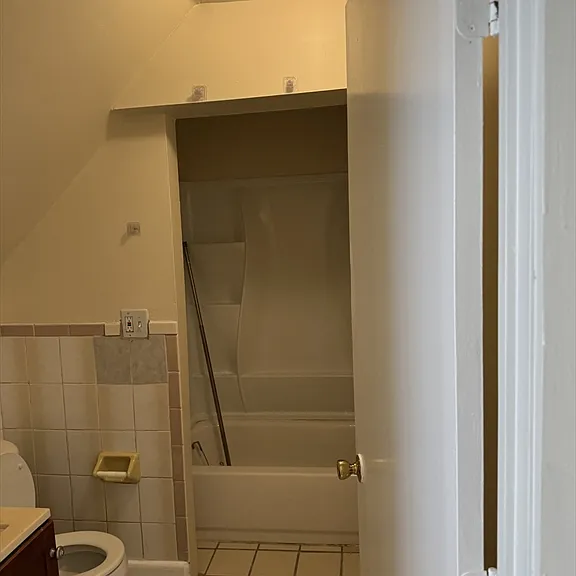 31 Moreland St #2 — Photo 9