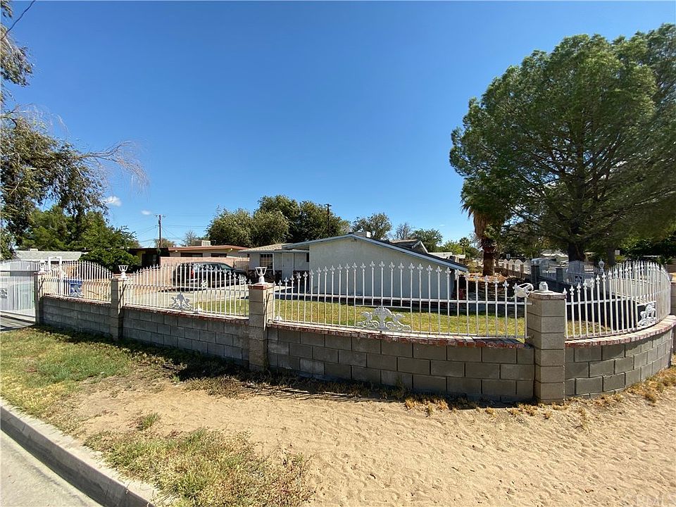 2nd image of 44616 3rd St E