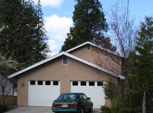 615 S A St, Mount Shasta, CA 96067
