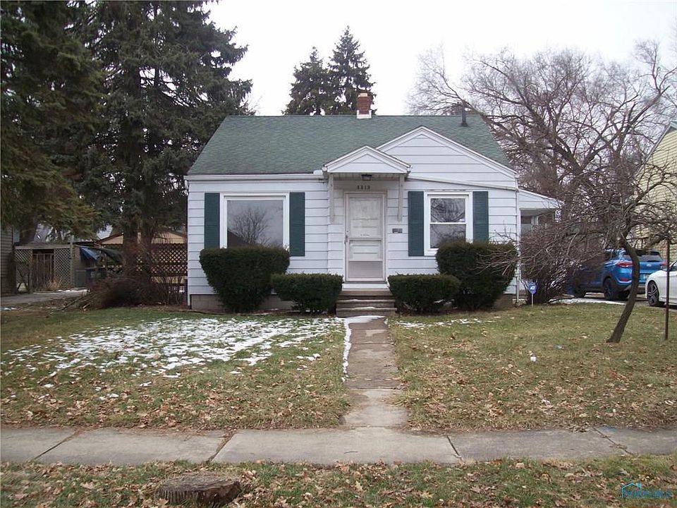 1st image of 3319 Saint Bernard Dr