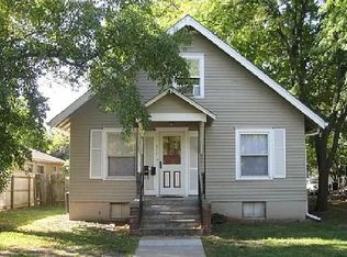 805 Bertrand St, Manhattan, KS 66502