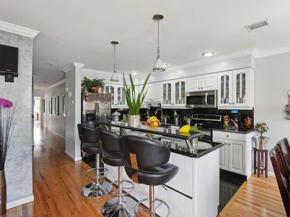 117 Logan Ave, Jersey City, NJ 07306