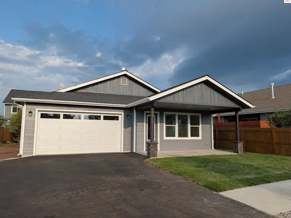 1525 Nicholas Way, Sandpoint, ID 83864