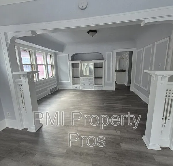 2517 W Hadley St — Photo 18