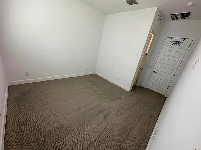 6219 S 25th Pl #1 — Photo 8