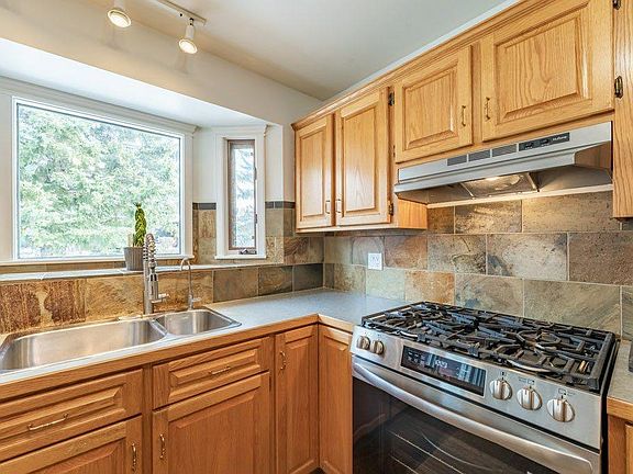 4th image of 5227 NE Carney Rd NW