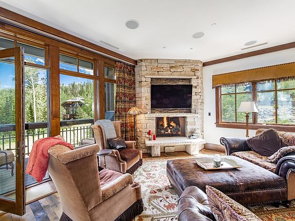4th image of 8880 Empire Club Dr #312