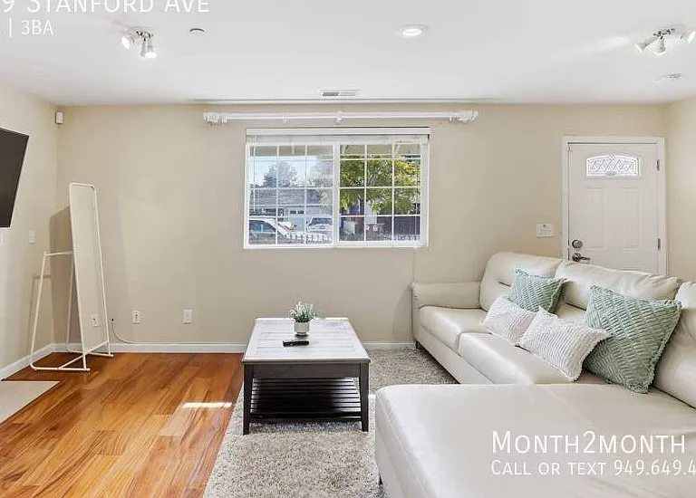 609 Stanford Ave — Photo 5